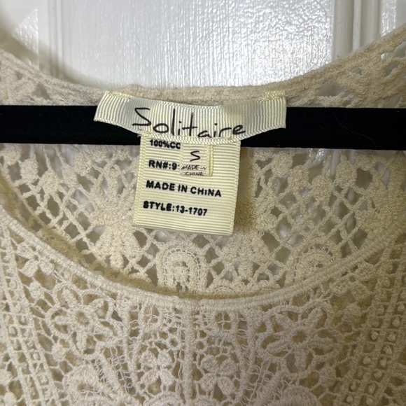 Solitaire Cream Asymmetrical Tank Top with Intricate Lace Design - Picture 3 of 6
